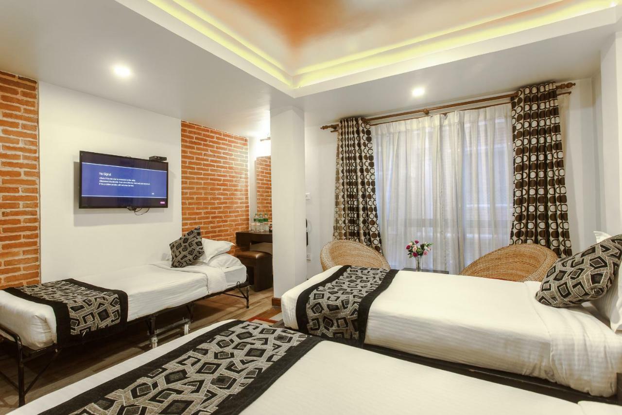 Hotel Shreesu Катманду Экстерьер фото