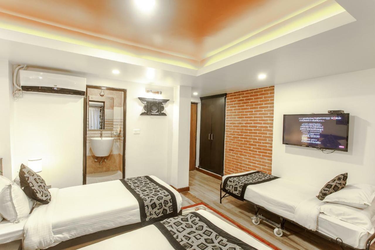 Hotel Shreesu Катманду Экстерьер фото